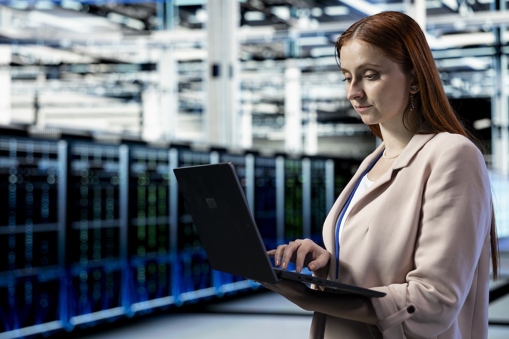 a woman working on the computer